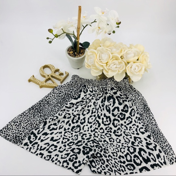 Leopard Cheetah Satin Shorts - Picture 2 of 3
